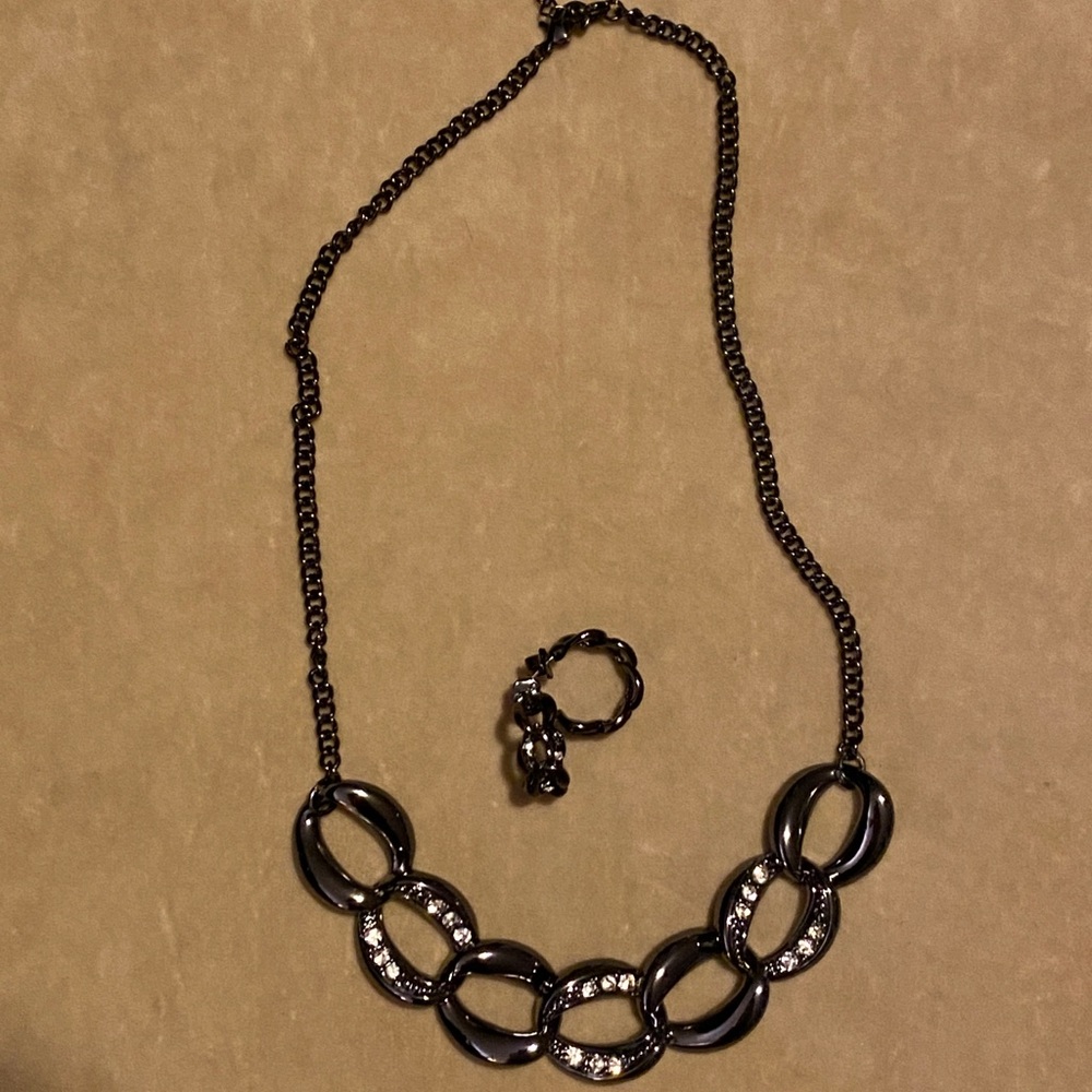 Gunmetal and rhinestone necklace earrings set